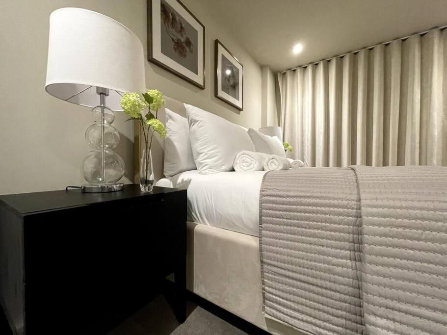 2br Urban Vista Retreat Chcl F7 Chigwell