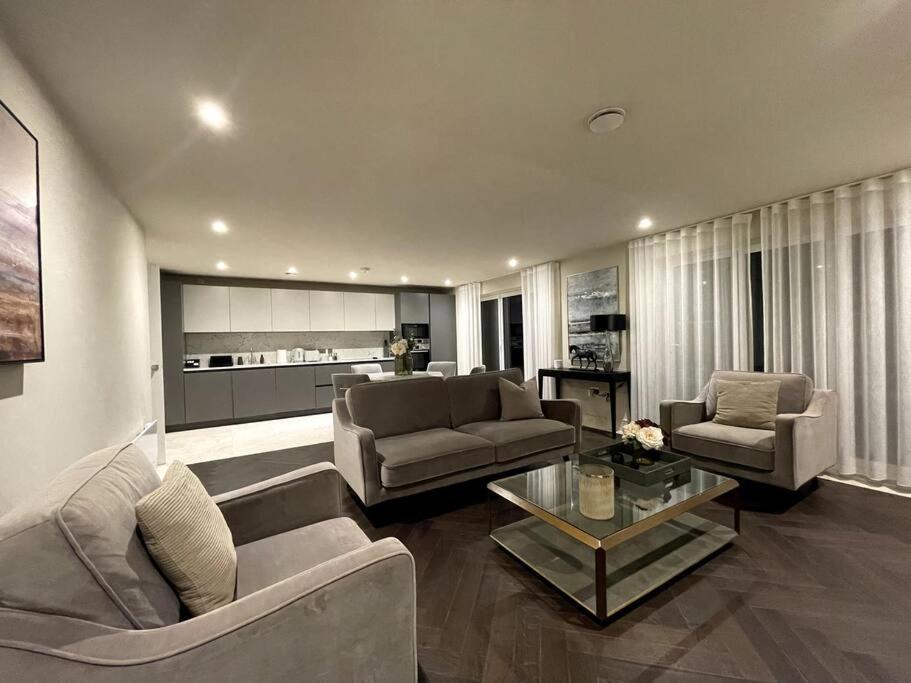 2br Urban Vista Retreat Chcl F7 Apartment *