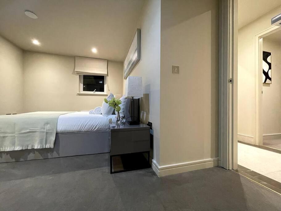 2br Urban Vista Retreat Chcl F7 * Chigwell